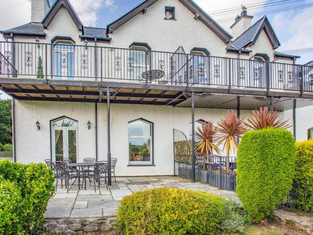 Villa Menai View Llanfairpwllgwyngyll Exterior foto