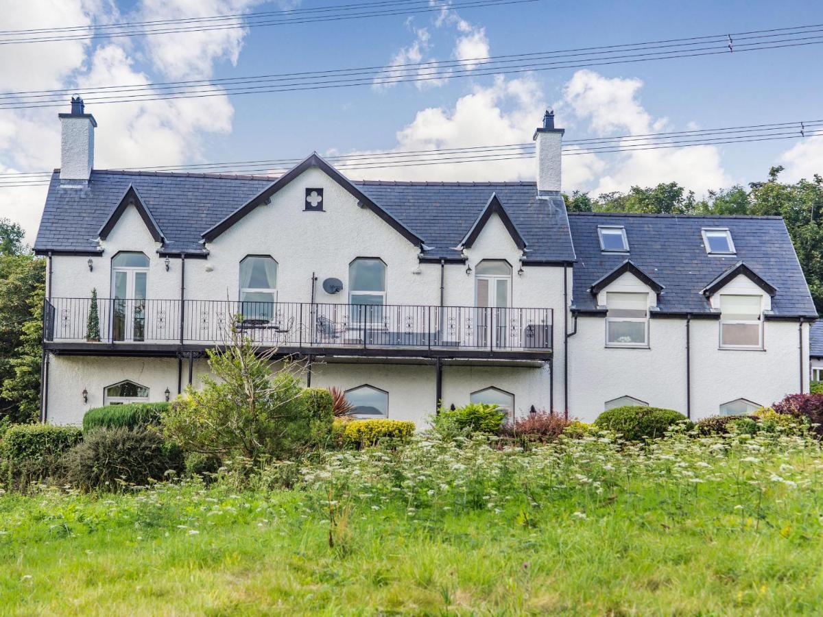 Villa Menai View Llanfairpwllgwyngyll Exterior foto